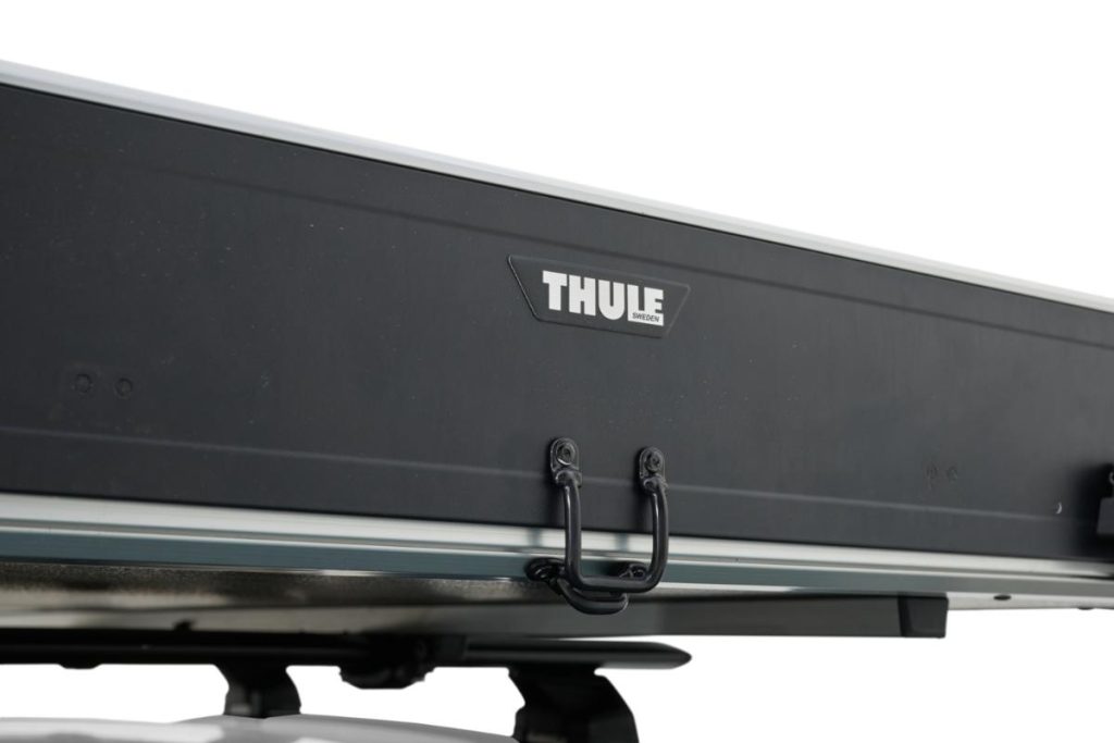 Rondreizen met een daktent Thule Widesky
